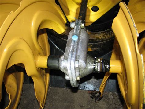 8" dia <strong>auger</strong> rpm not given. . Craftsman snowblower auger gear oil